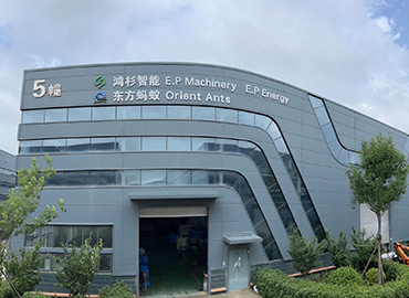 鴻杉小型挖掘機廠房正門